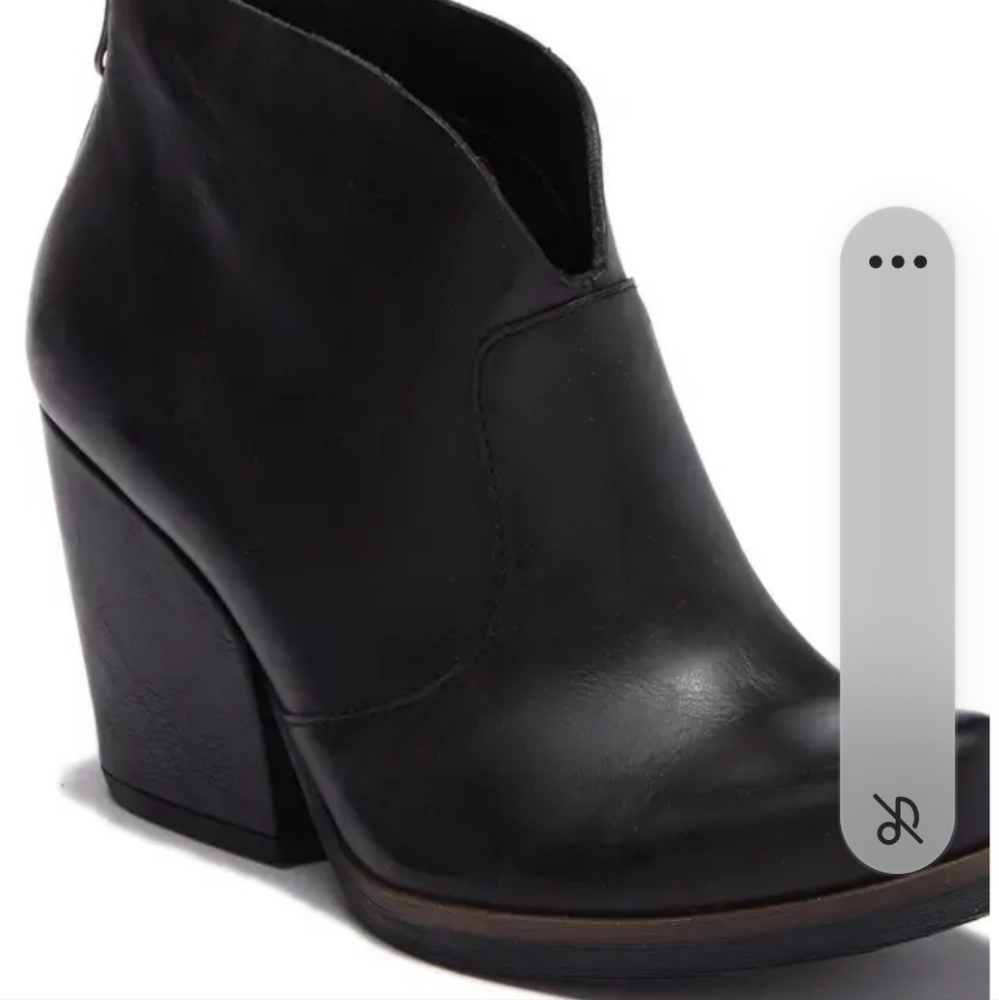 Korks Bootie